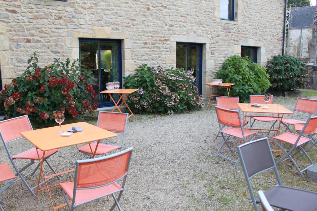 Hotel - Restaurant L'Hortensia Noyalo Exterior photo